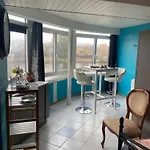 アパート La Casa Du Port, Chambres, Privee, Avec Vue Sur La Riviere