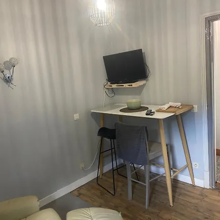 La Casa Du Port, Chambres, Privee, Avec Vue Sur La Riviere 아파트
