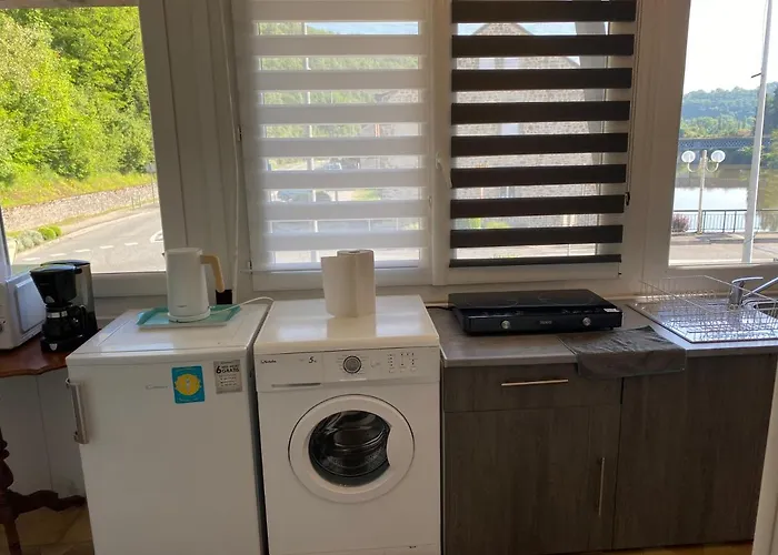 La Casa Du Port, Chambres, Privee, Avec Vue Sur La Riviere *