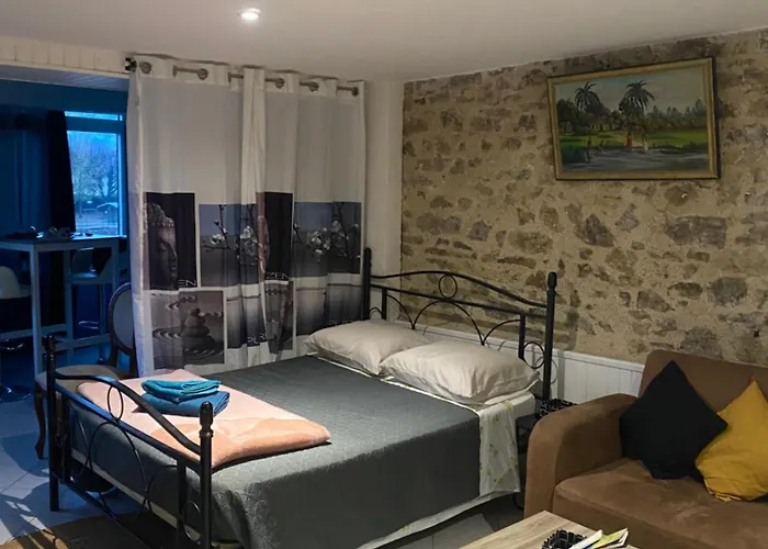 La Casa Du Port, Chambres, Privee, Avec Vue Sur La Riviere *