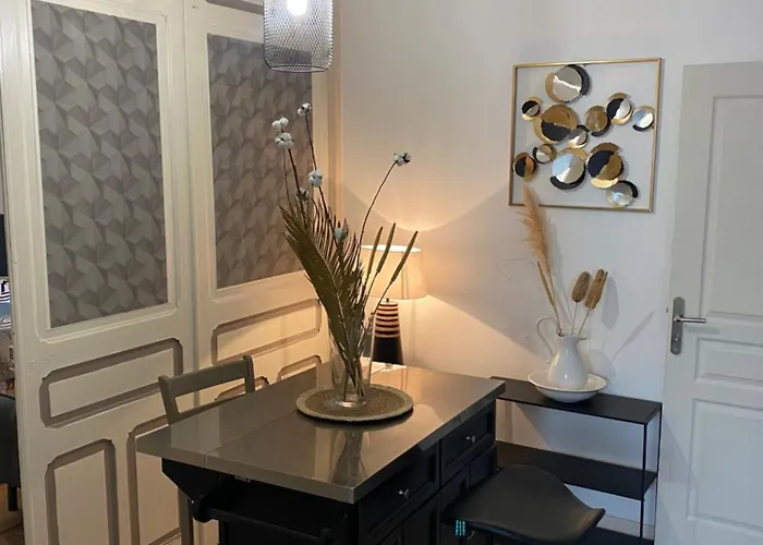 La Casa Du Port, Chambres, Privee, Avec Vue Sur La Riviere Apartment *