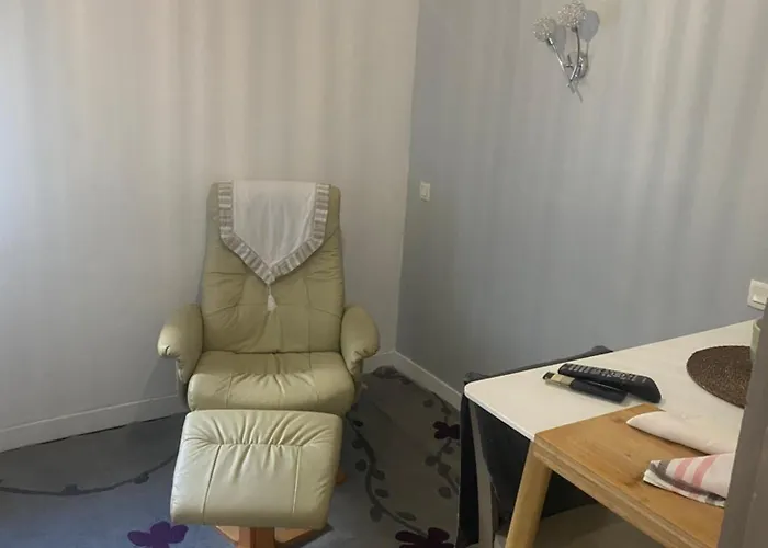 Apartment La Casa Du Port, Chambres, Privee, Avec Vue Sur La Riviere