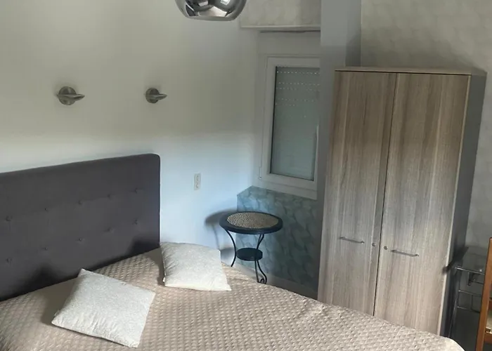 Apartment La Casa Du Port, Chambres, Privee, Avec Vue Sur La Riviere Capendac